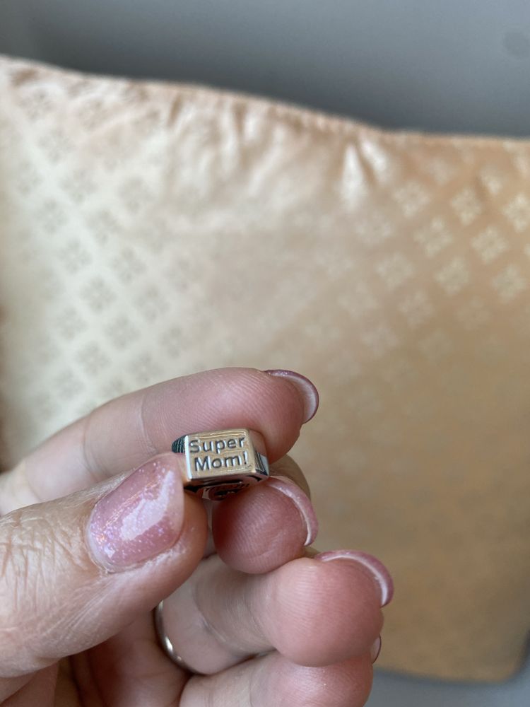 Conta para pulseira Super Mom em prata