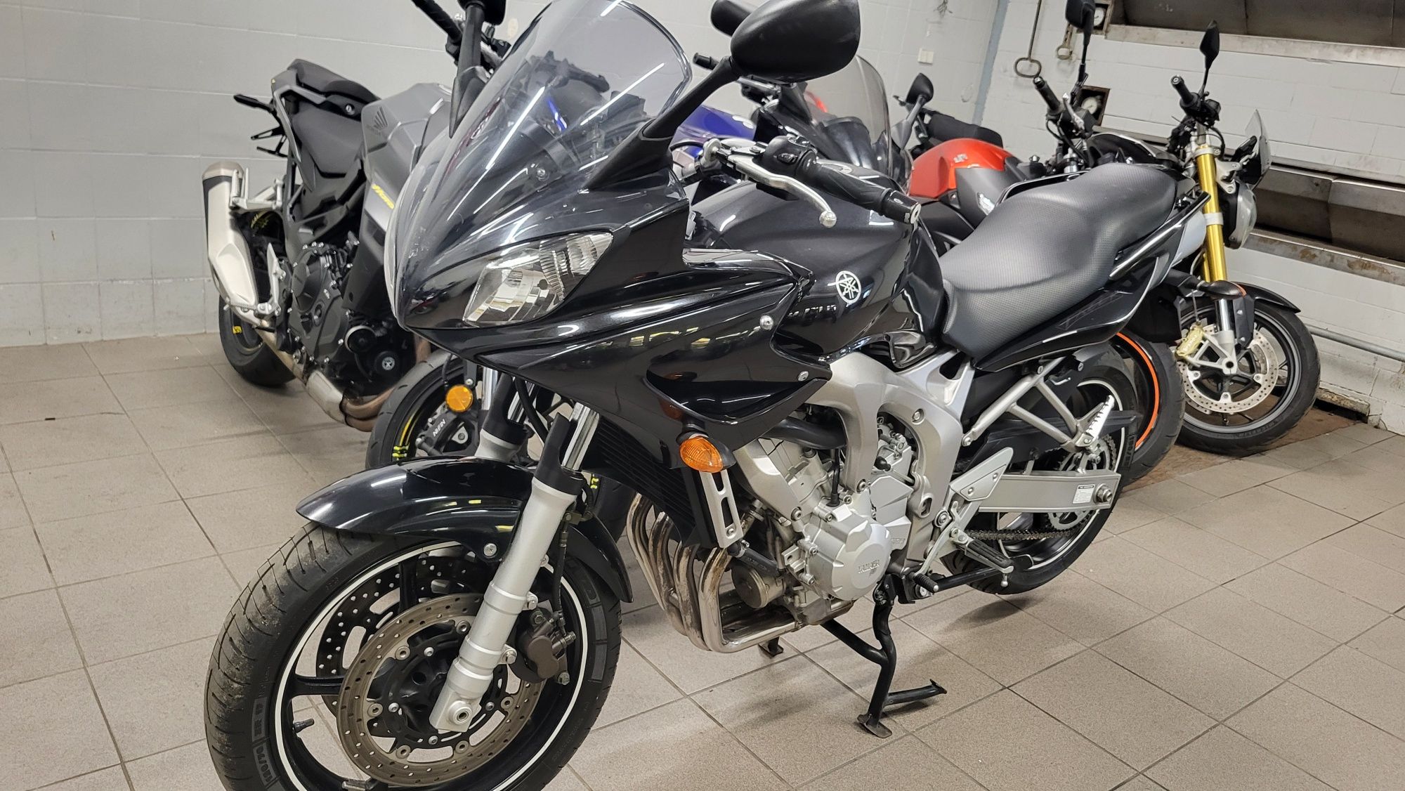 Yamaha FZ6 Fazer 2 sztuki 35kw A2 Filmik Moto-Pasja Dostawa pod dom