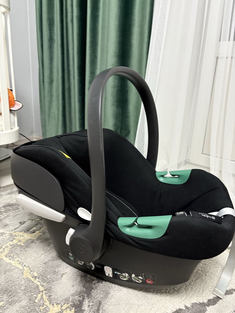 Автокрісло Cybex Aton B2 i-Size black + адаптери