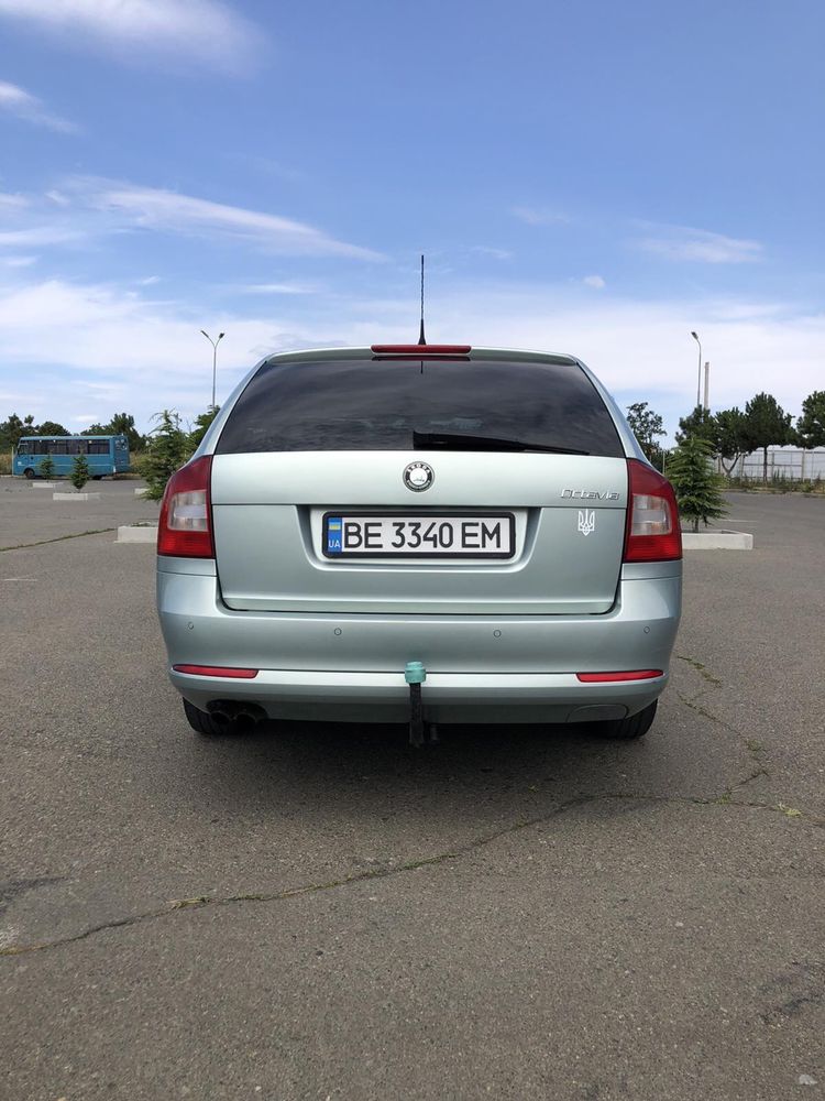 Продаю машину Skoda Octavia