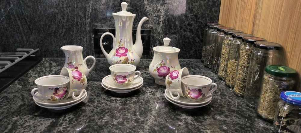 Кавовий сервіз .