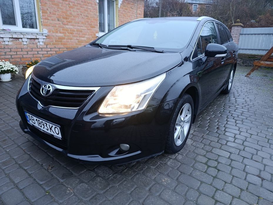 Продам тойоту 2009 року