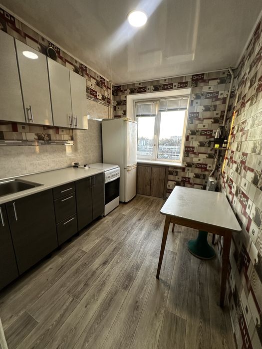 Продам 2-кімнатну квартиру на вул. Аудиторна( р-н І.Мазепи)