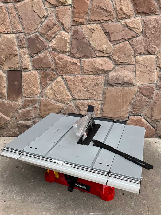 Циркулярная пила Einhell TC-TS 2225 U бу