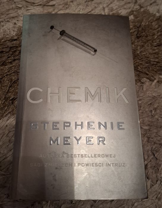 Chemik, Stephenie Meyer