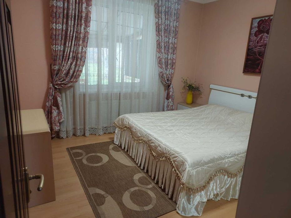 подобово будинок посуточно дом 5хв до центру 10 чол