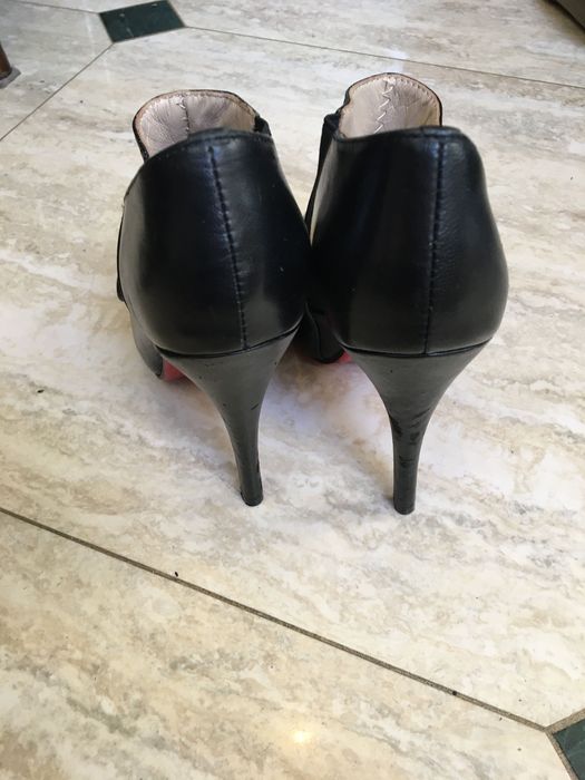 Christian Louboutin, 37, około 23,5 cm, czerwona podeszwa