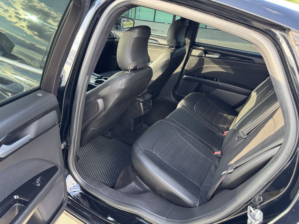 Продам Ford Fusion 2015 (2016 по америці )