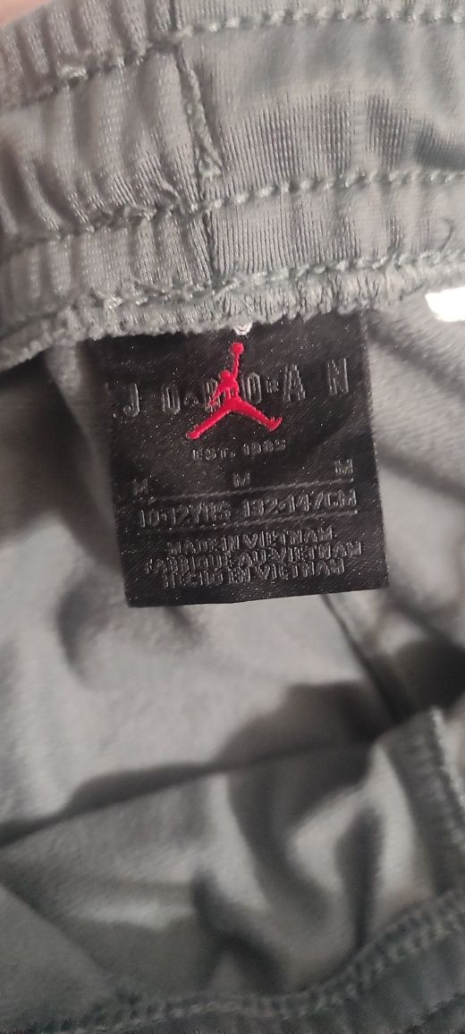 Дитячі спортивні штани фірми Jordan 10-12 років