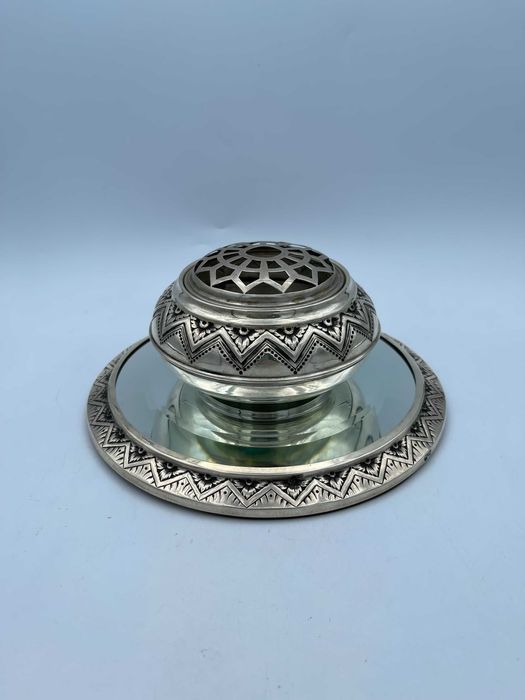 Centro de mesa/ floreira em prata antiga