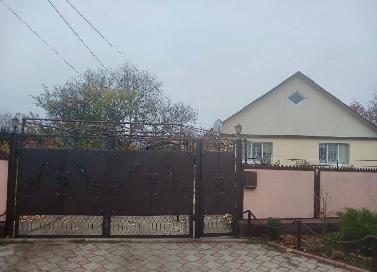 Продам приватний будинок