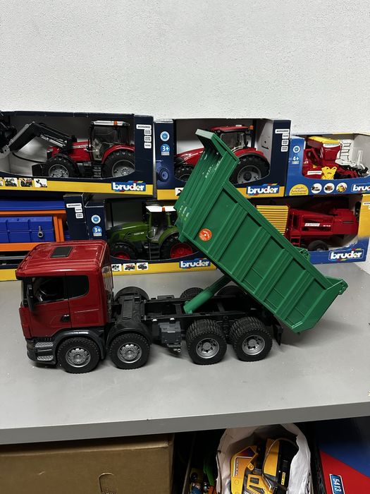 Bruder - Scania Basculante