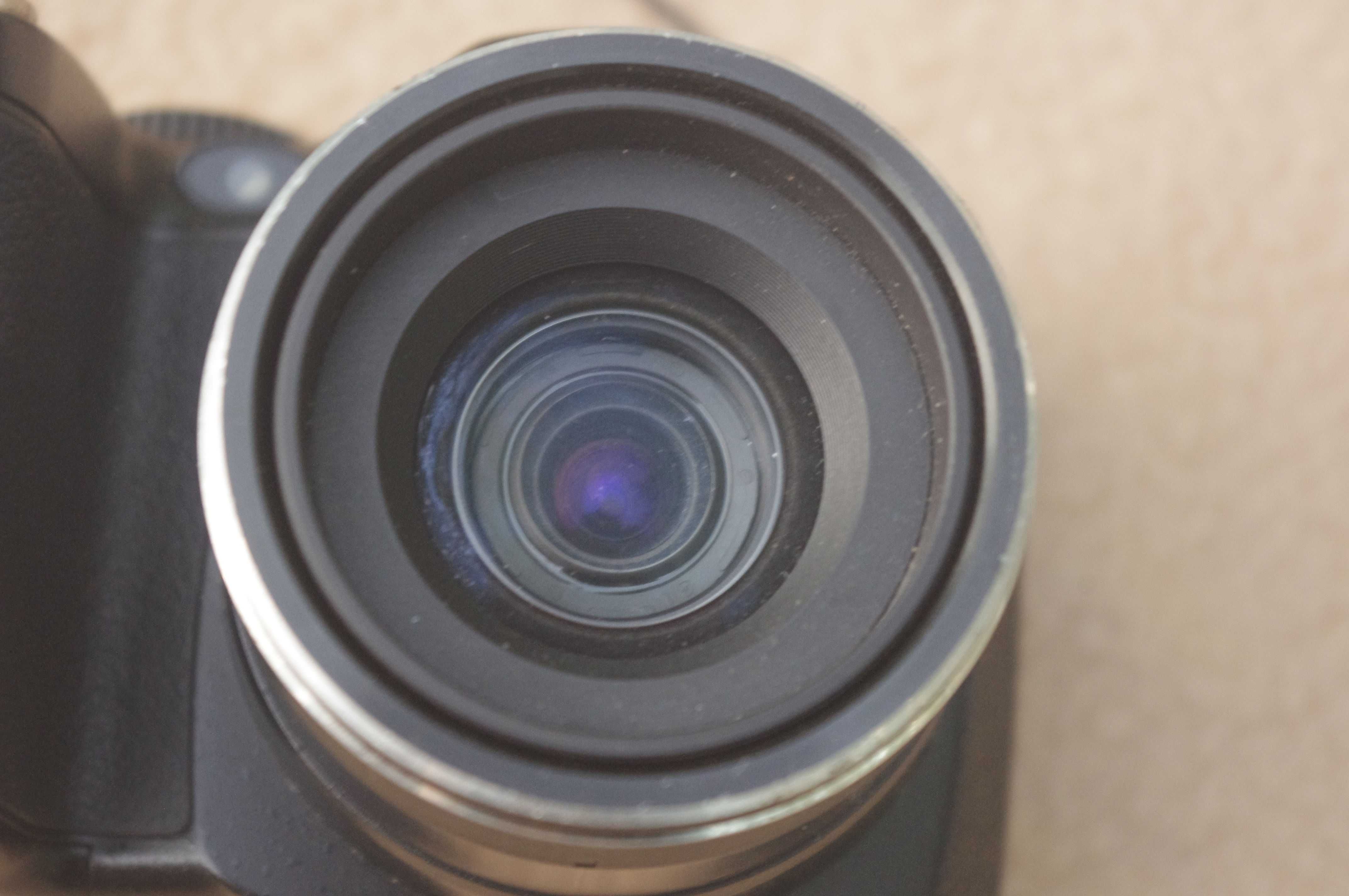 Fujifilm PinePix S2500HD цифровой зум-фотоаппарат псевдозеркалка