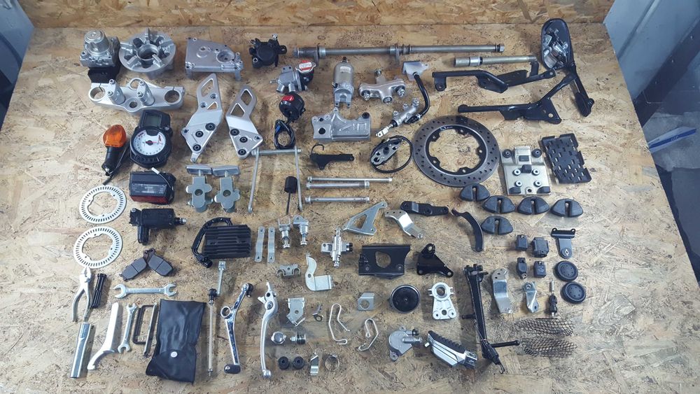 Gsx650f set rura kolektor sterownik zabierak zebatka łancuch os 08-
