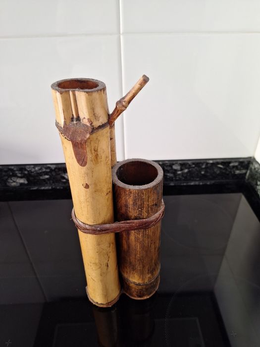 Peça em bambu como nova