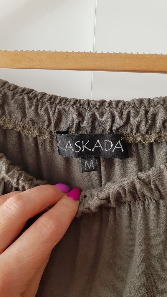 Kaskada piękna sukienka hiszpanka khaki polski producent r.M