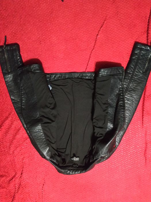 Кожаная курточка Topshop