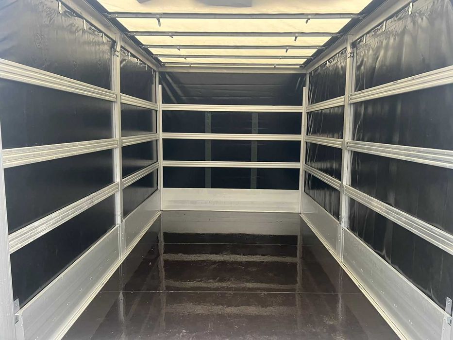 10EP Skrzynia ładunkowa zabudowa suwany dach  420x245x235(MONTAZ)