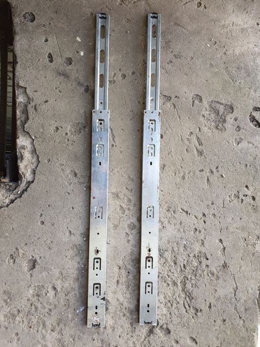 Шариковые направляющие для ящиков длиной 550 мм