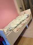 Cama criança extensível IKEA