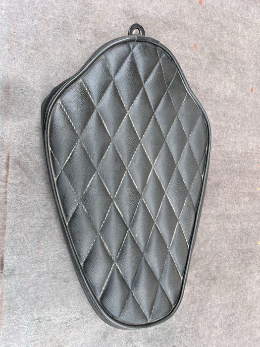 Сидіння соло для Harley Davidson Sportster
