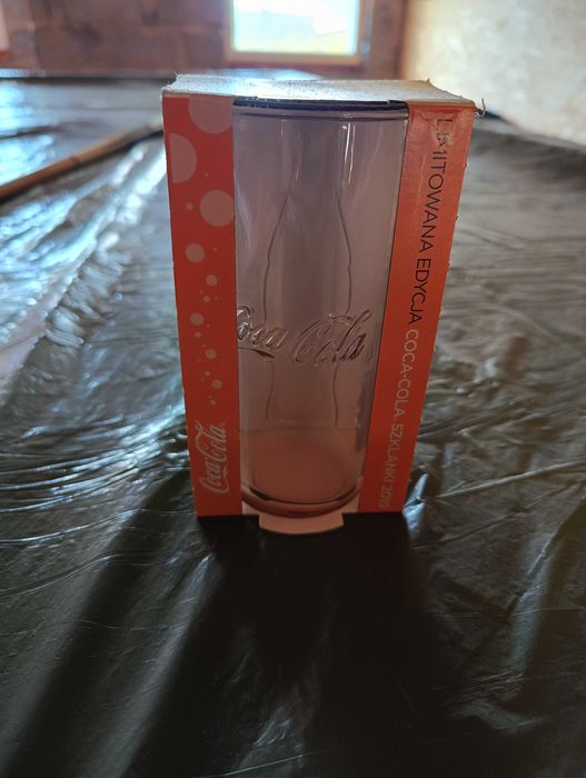 Szklanka Coca-Cola sztuka