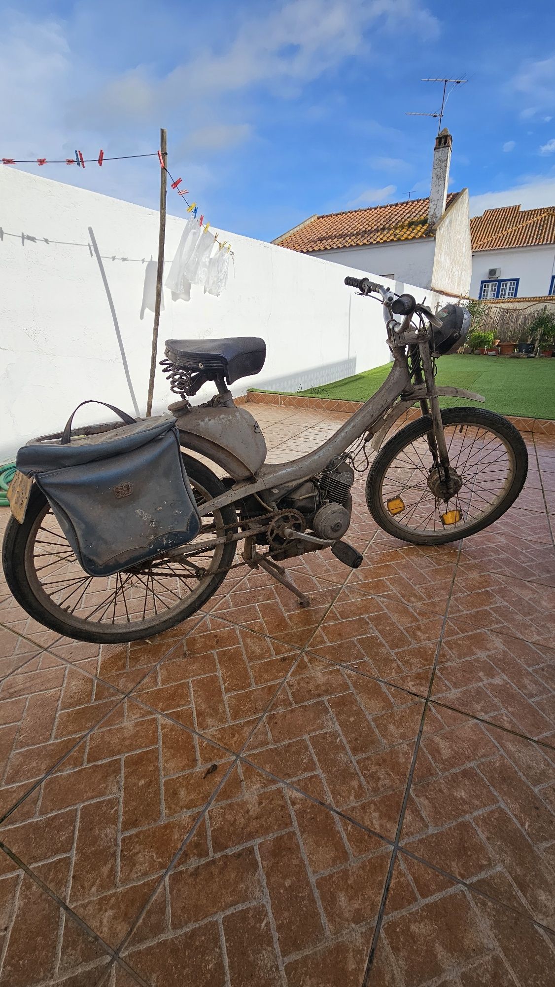 Mota marca mobilete