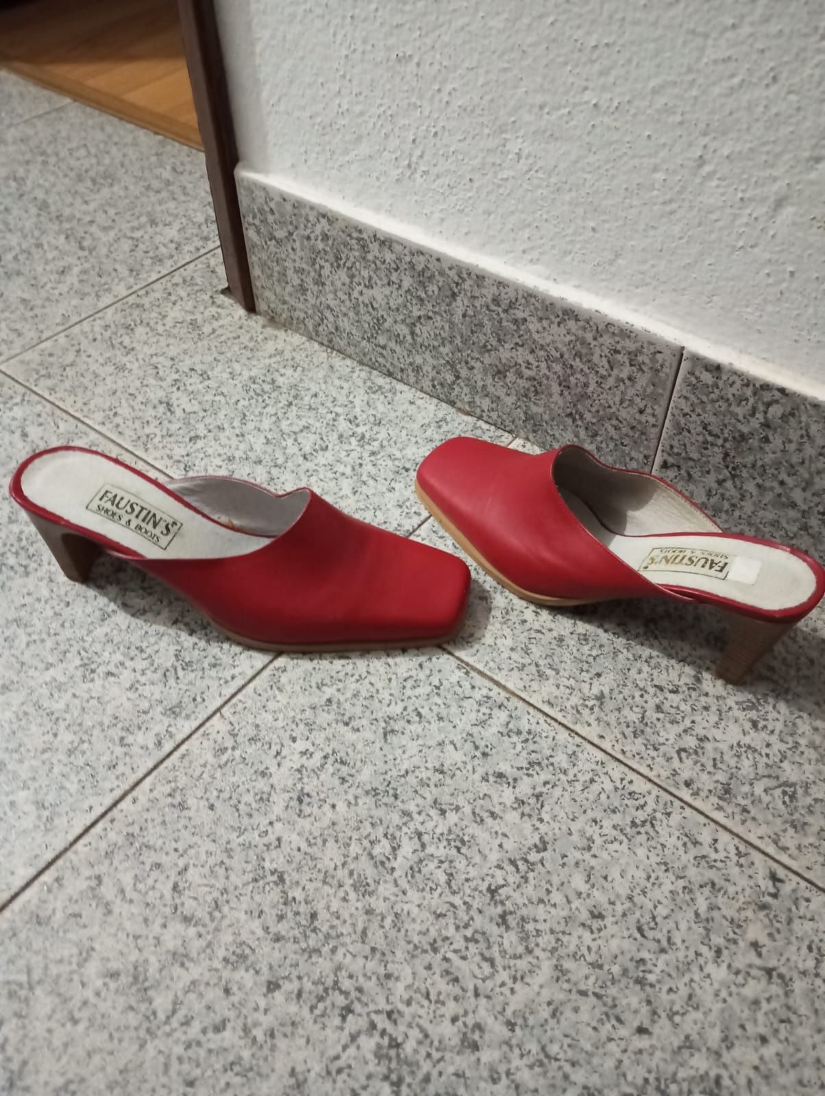 Sapatos FAUSTIN'S Tamanho 36