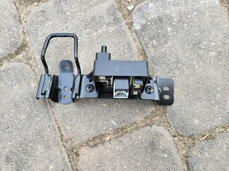 Zamek schowka Honda Civic 9 IX 15- HB