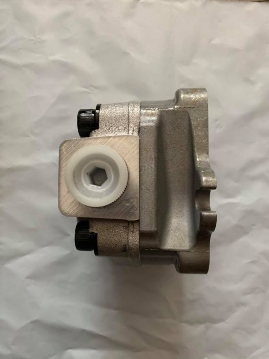 kayaba kyb pvd ładująca pompa hydrauliczna pilot nachi pvd