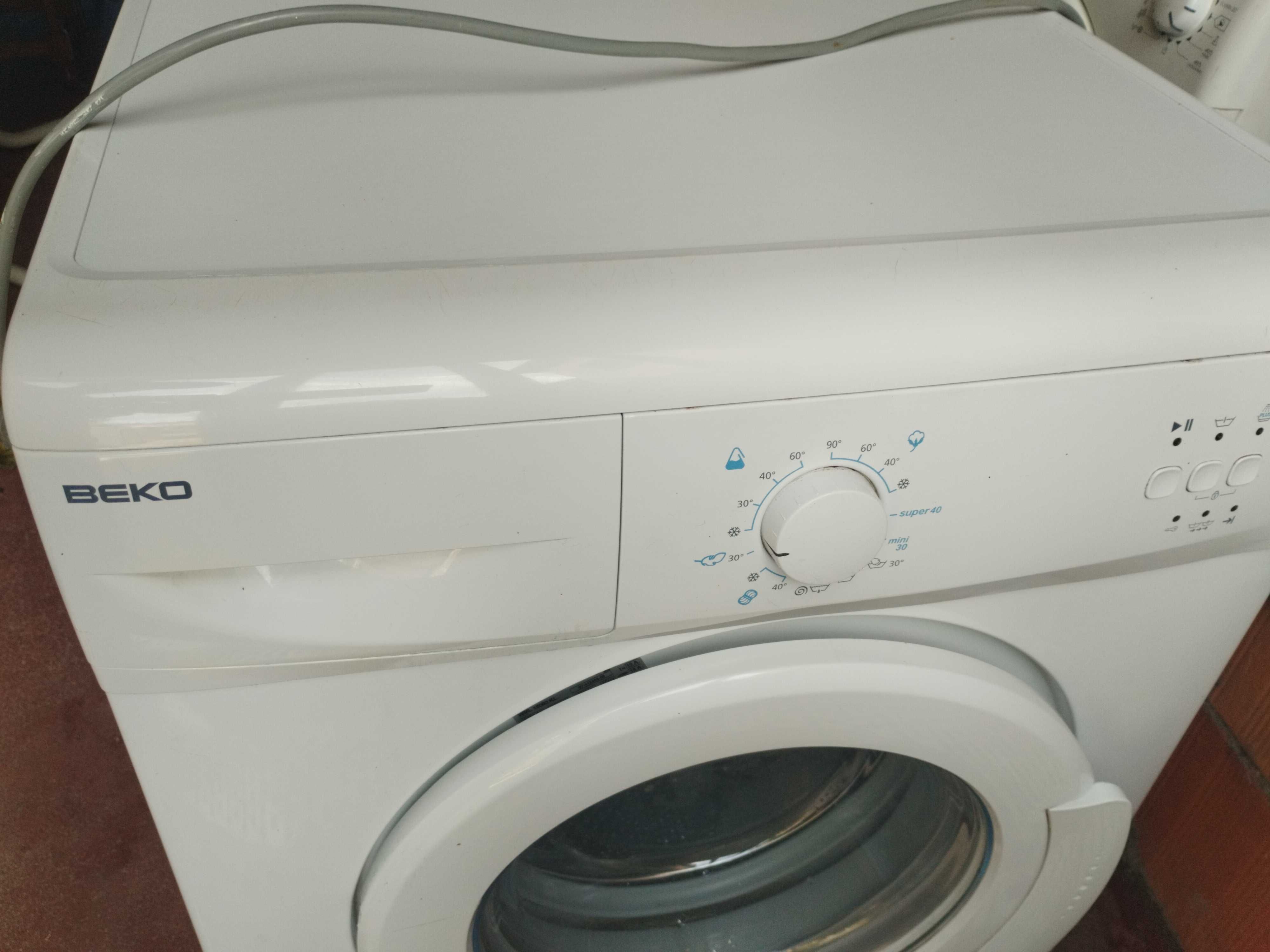 Máquina lavar roupa