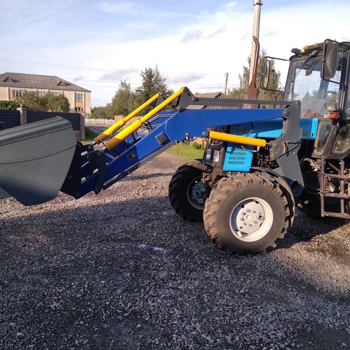 Навантажувачі до МТЗ на вибір.