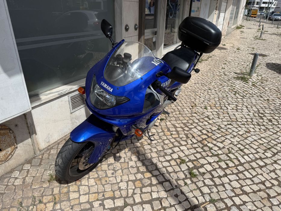 YAMAHA yzf muito estimada
