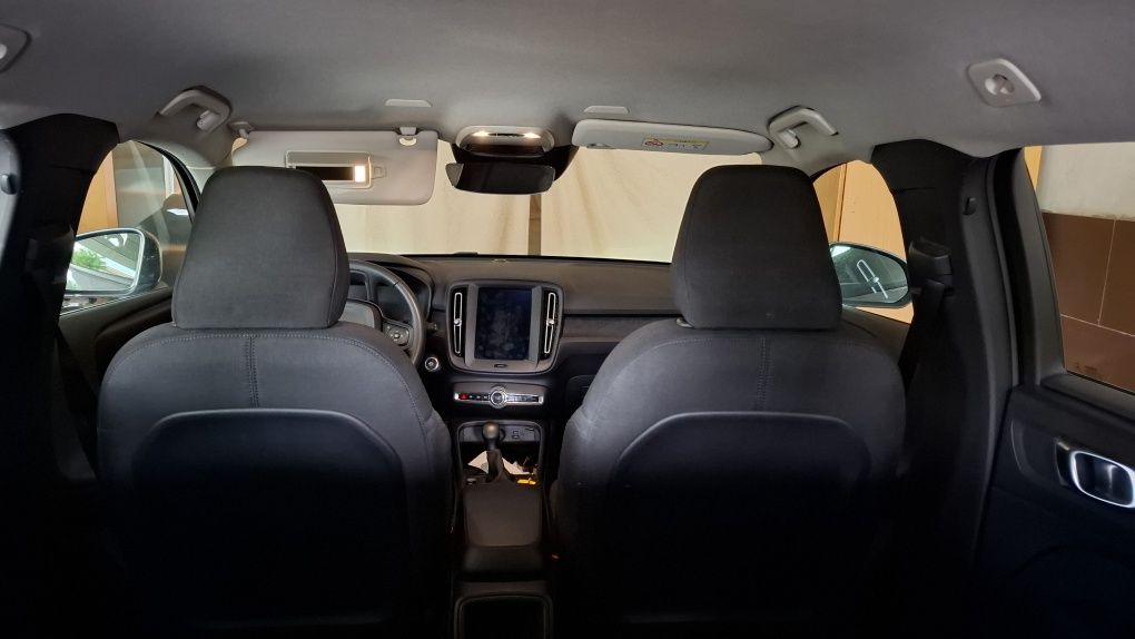 VOLVO XC40 apenas com 38.700km