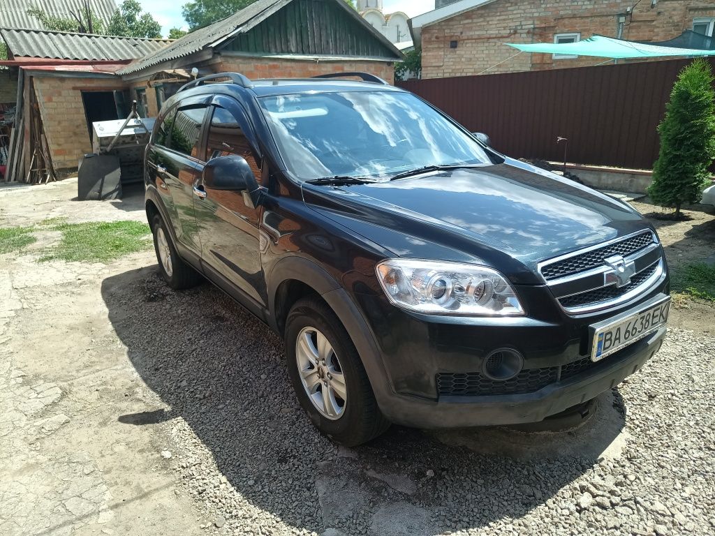 Продам Шевроле Captiva 2,4.