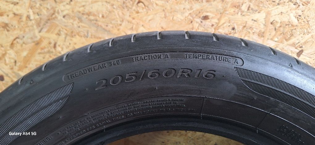 Opony letnie Dunlop 205/60R16