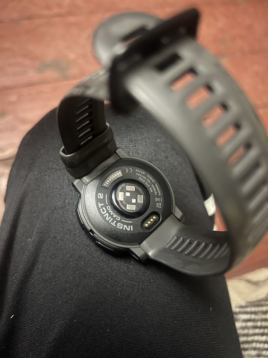 Спортивные часы Garmin Instinct 2 Camo Edition Graphite Camo