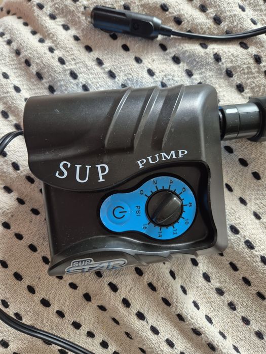 Pompka elektryczna do desek SUP Star 6 12 V - max 16 psi
