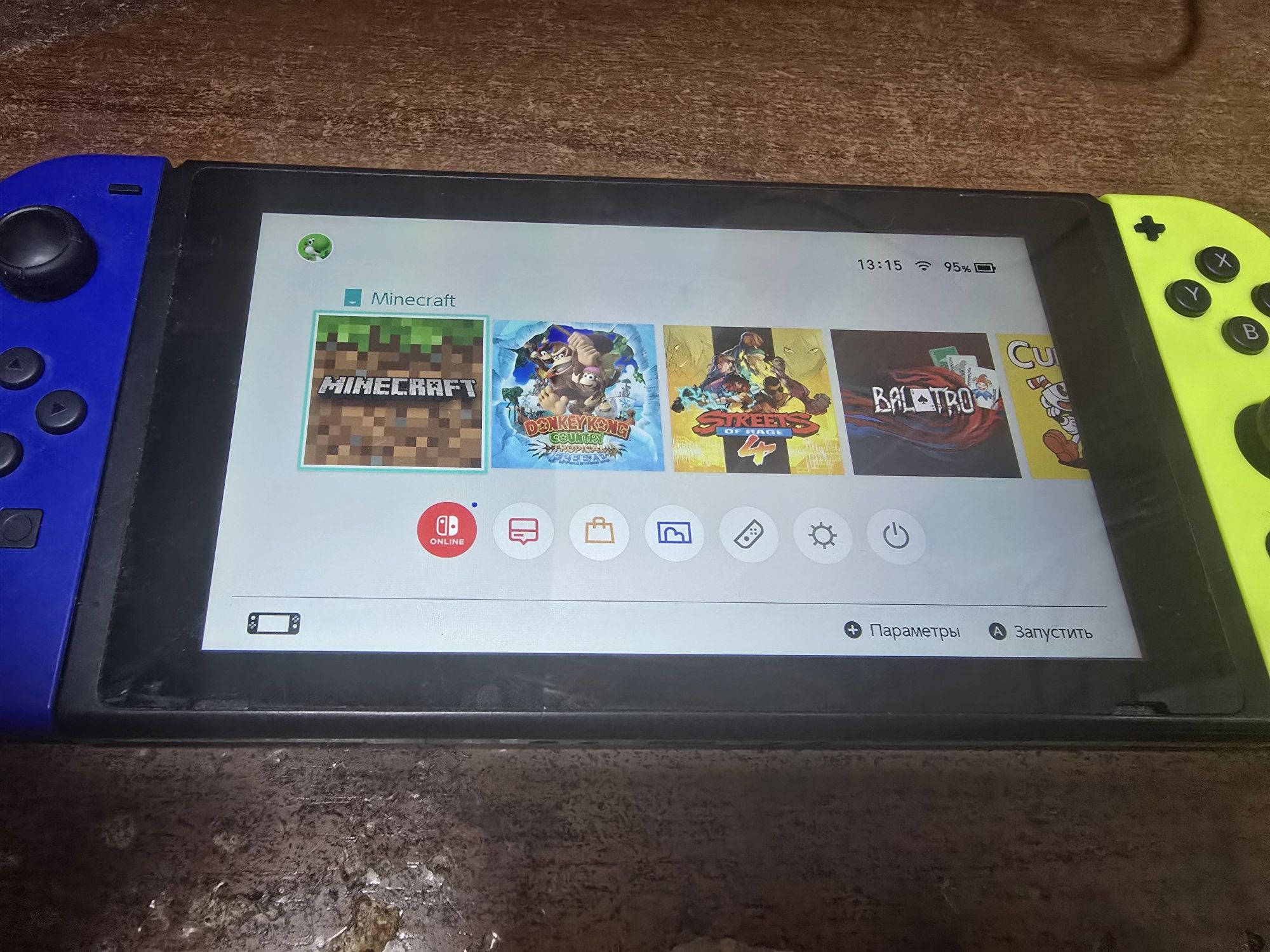 Портативна ігрова приставка Nintendo Switch кефір