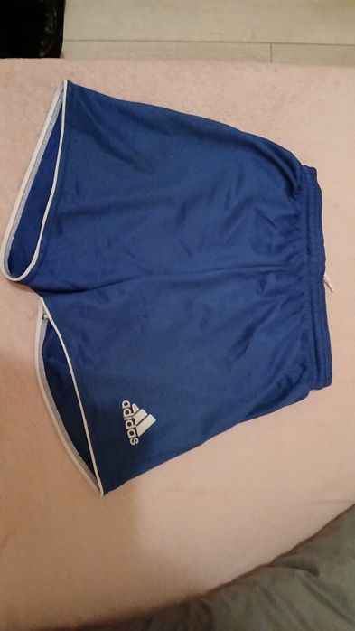 Spodenki Adidas  sprzedam