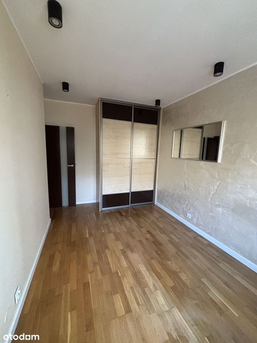 Centrum Legionowa, garaż, komórka lokatorska, 1 piętro