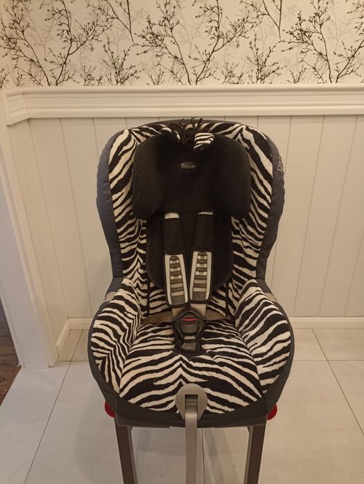 Fotelik samochodowy Britax & Romer King Plus Smart Zebra 9-18Kg