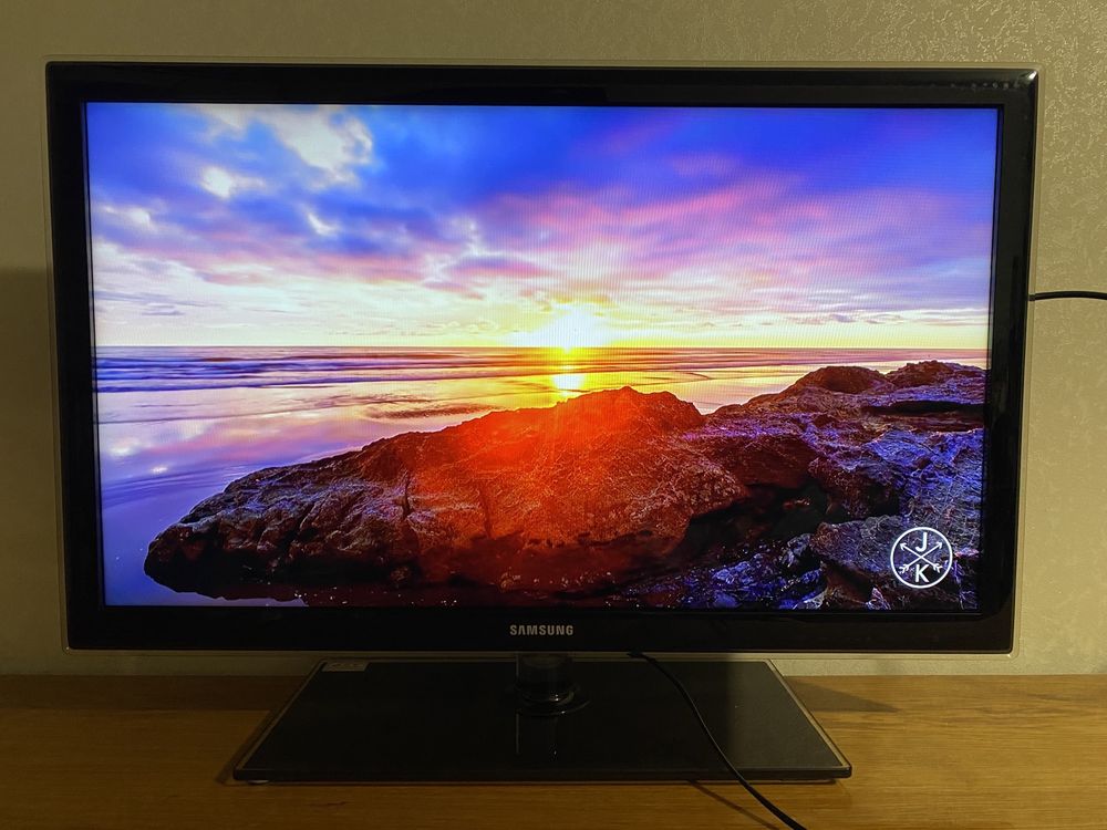 Телевізор Samsung UE-32D5520RW