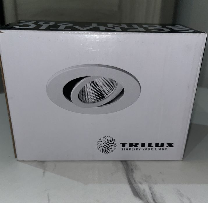 Oświetlenie wewnętrzne LED Trilux SncPoint 11W. 6sztuk 100 za szt.