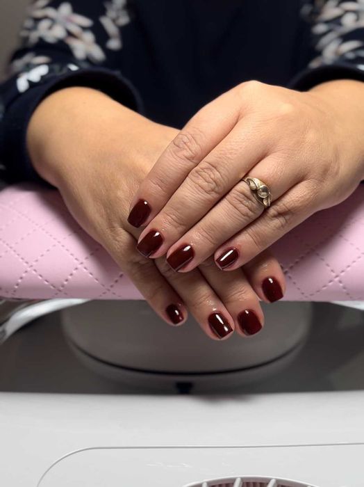 Manicure hybrydowy/żelowy na naturalnej płytce