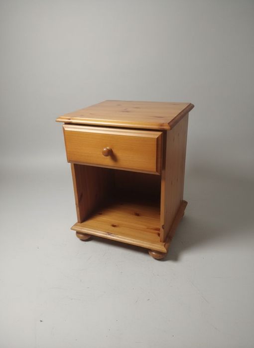 Mesa de cabeceira