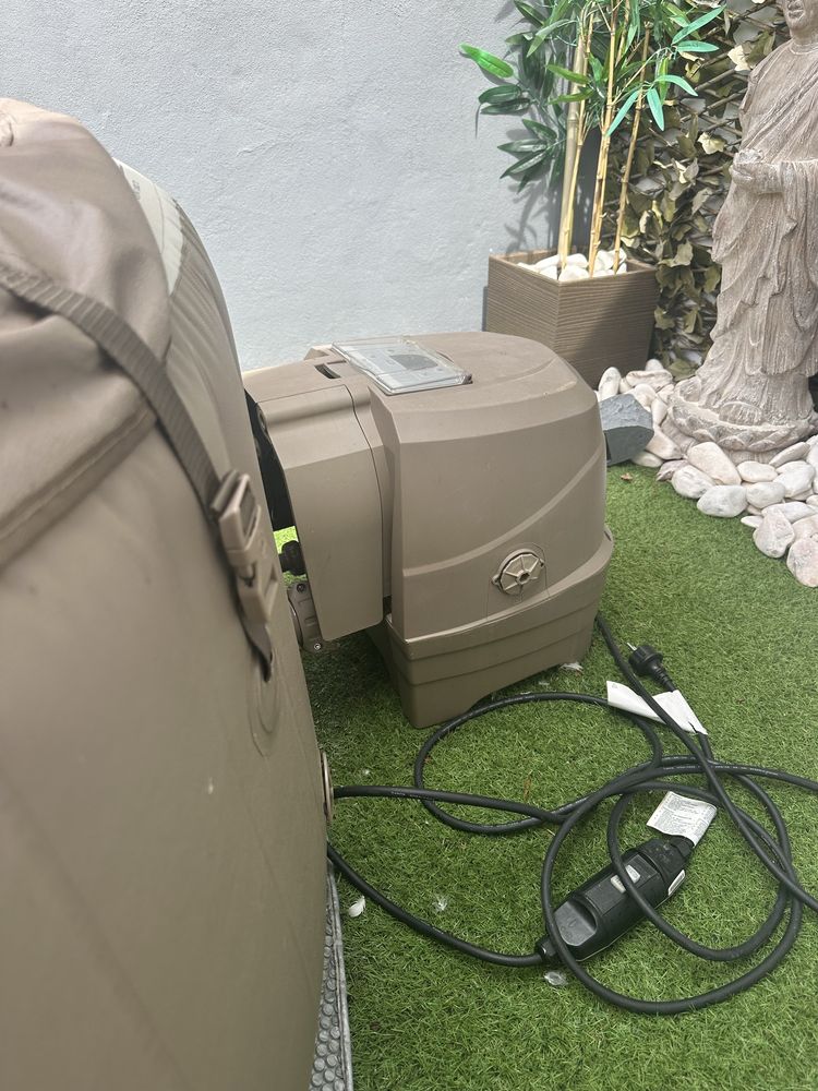 Jacuzzi intex bubble massage
