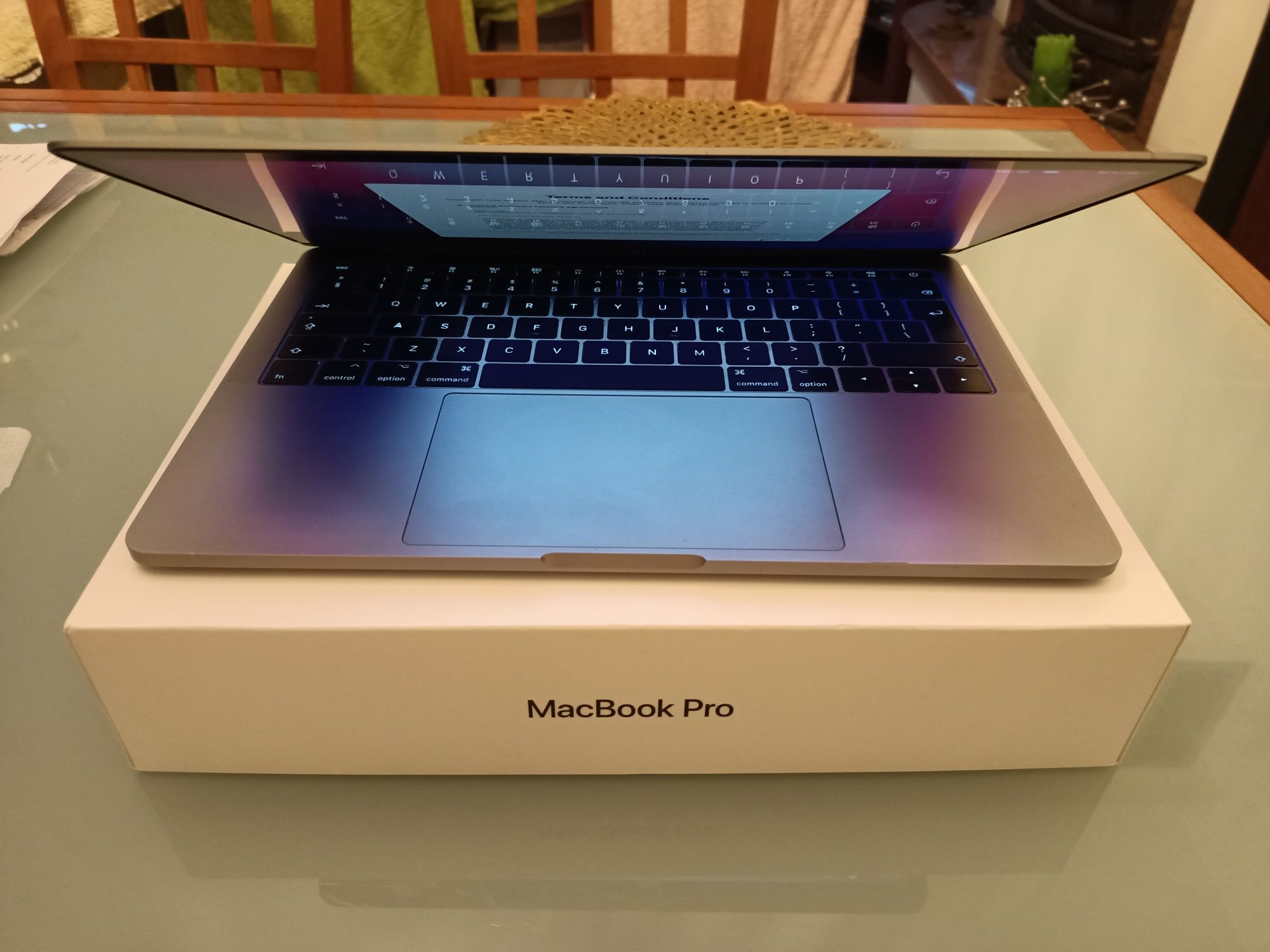 MacBook Pro 13.3" A1708 uszkodzony