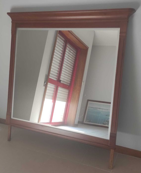 Espelho de parede como novo