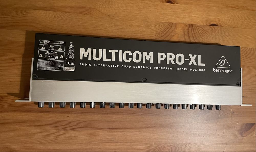 Behringer Multicom Pro-xl